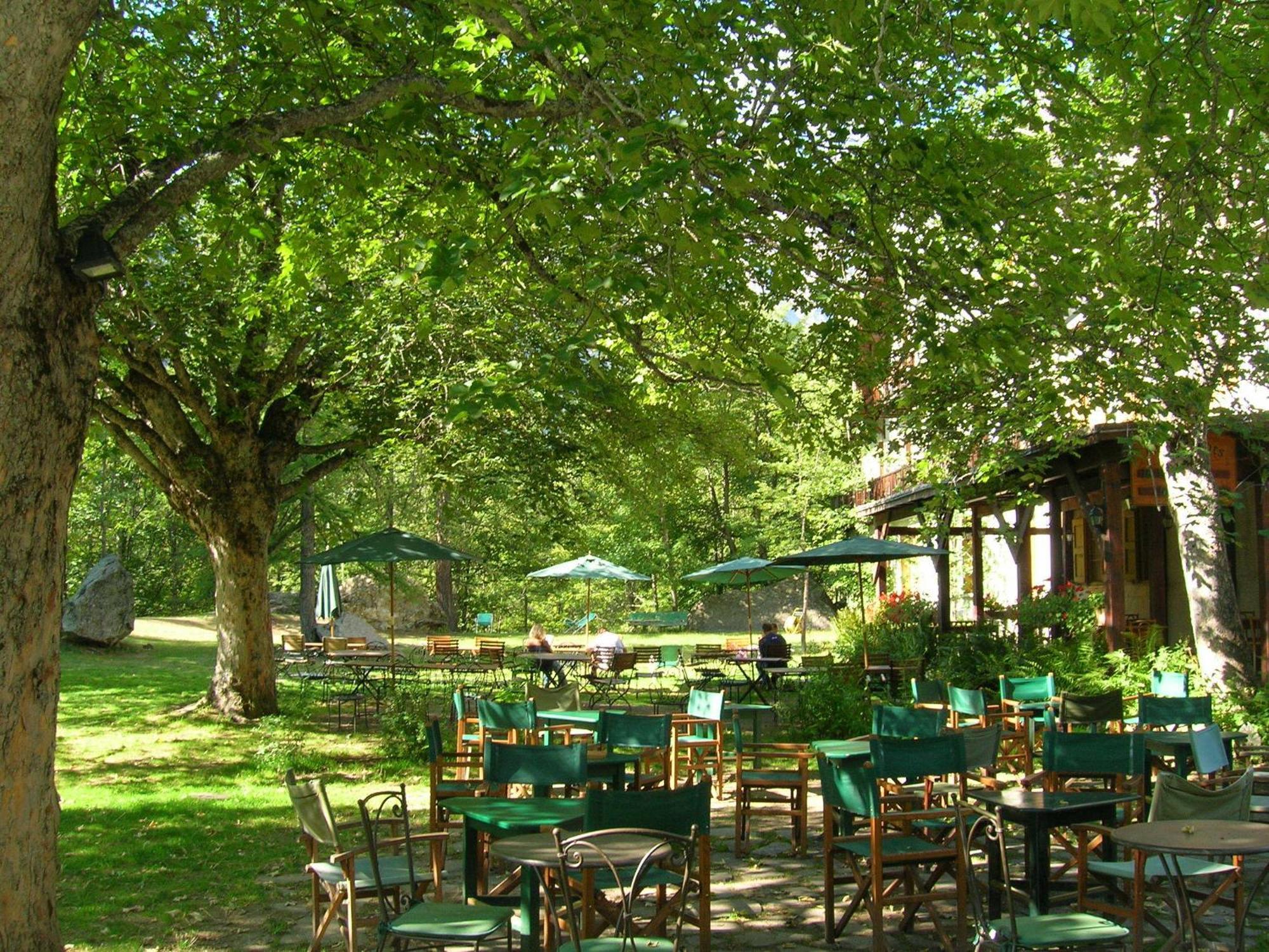 Chalet Hotel D'Ailefroide Exterior photo